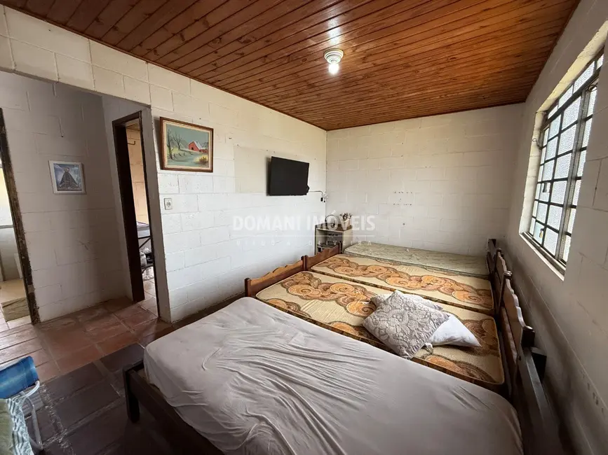 Foto 9 de Casa com 2 quartos à venda, 112m2 em Campos Do Jordao - SP