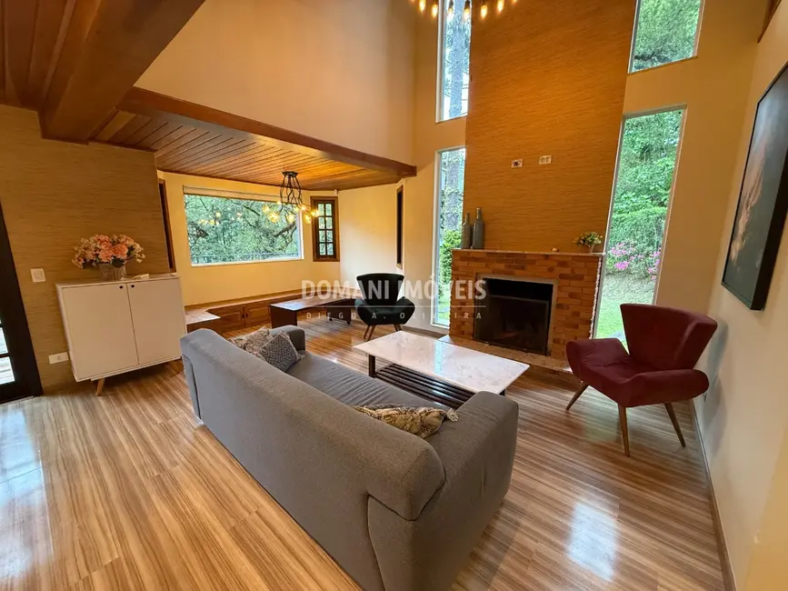 Foto 9 de Casa com 3 quartos à venda, 153m2 em Campos Do Jordao - SP