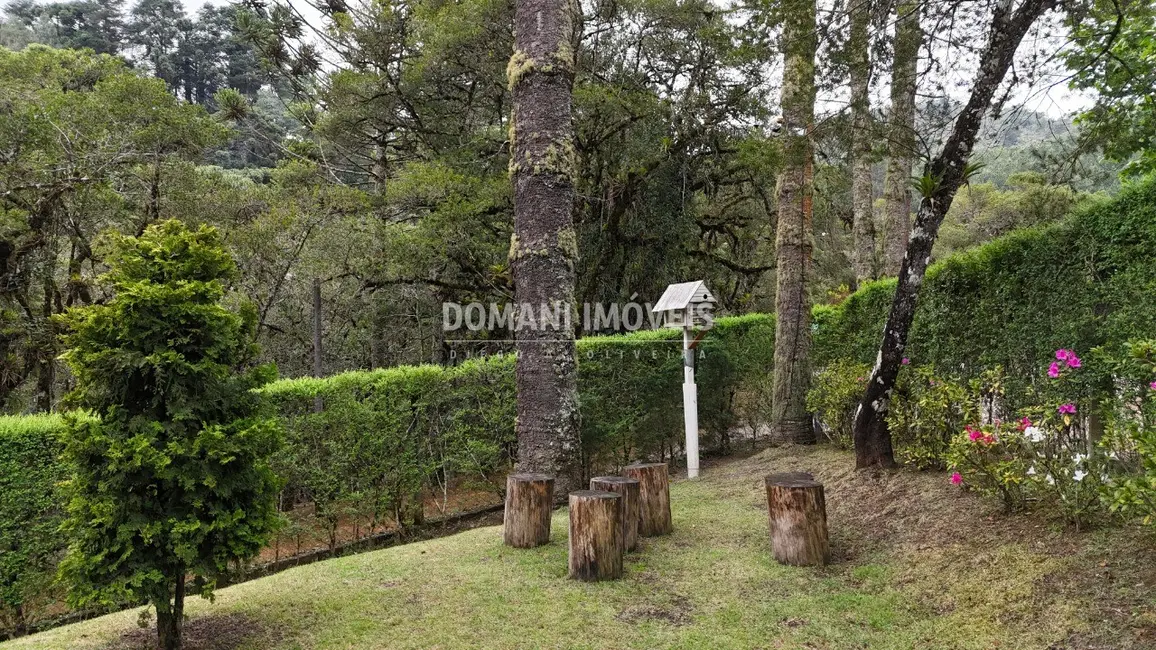 Foto 5 de Casa com 3 quartos à venda, 153m2 em Campos Do Jordao - SP