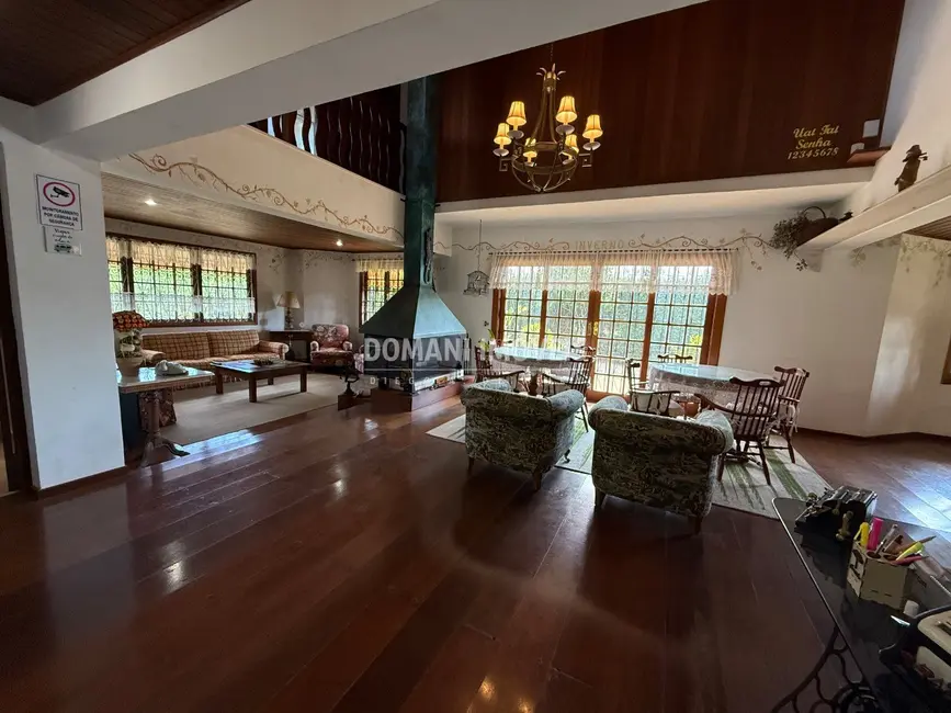Foto 9 de Casa com 5 quartos à venda e para alugar, 368m2 em Campos Do Jordao - SP