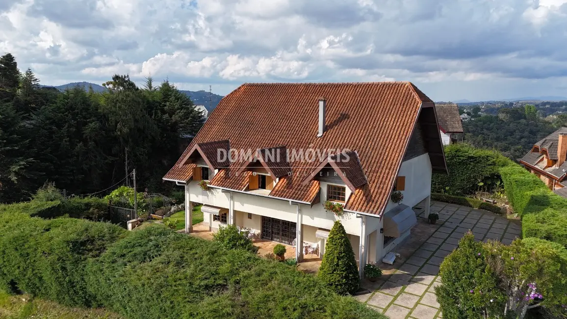 Foto 5 de Casa com 5 quartos à venda e para alugar, 368m2 em Campos Do Jordao - SP