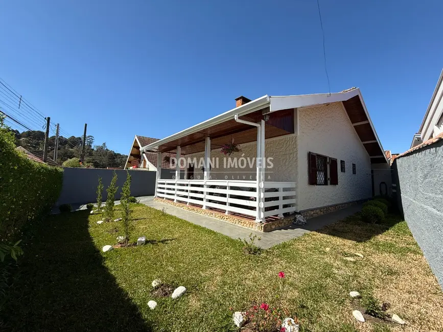 Foto 1 de Casa com 2 quartos à venda, 176m2 em Campos Do Jordao - SP
