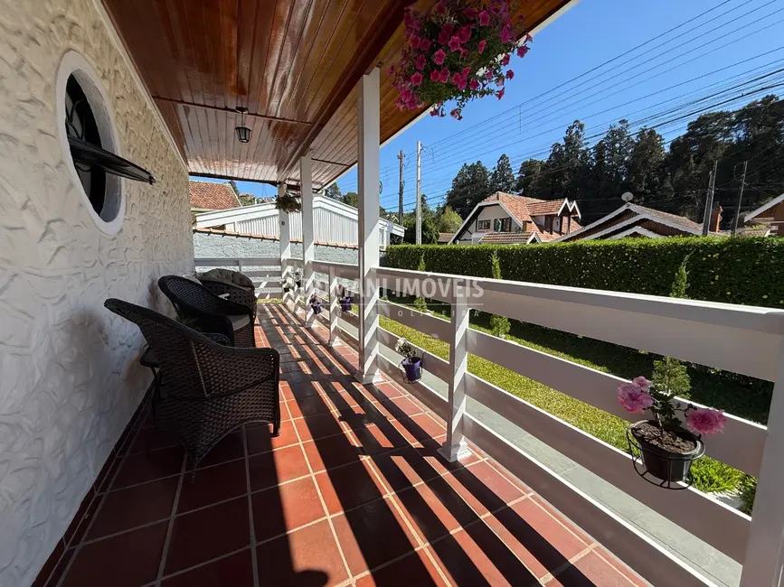 Foto 6 de Casa com 2 quartos à venda, 176m2 em Campos Do Jordao - SP