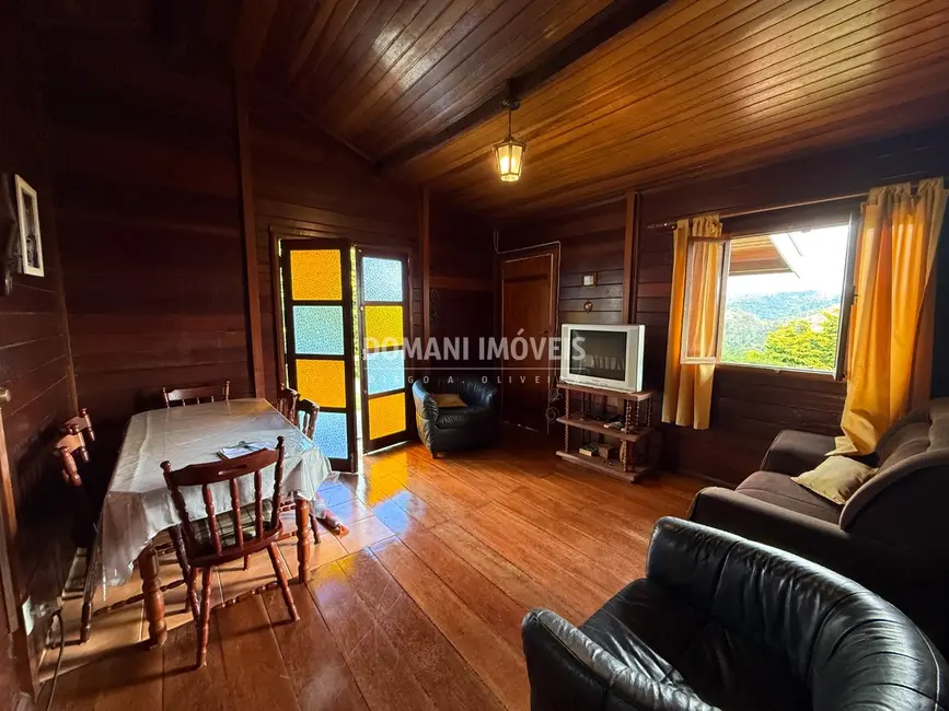 Foto 9 de Casa com 2 quartos à venda, 155m2 em Campos Do Jordao - SP