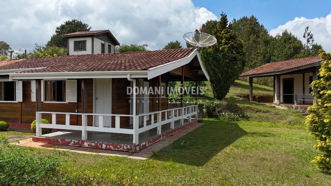 Foto 2 de Casa com 2 quartos à venda, 155m2 em Campos Do Jordao - SP