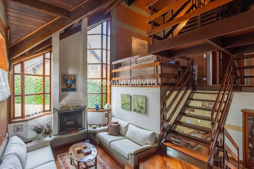 Foto 7 de Casa de Condomínio com 3 quartos à venda, 177m2 em Campos Do Jordao - SP