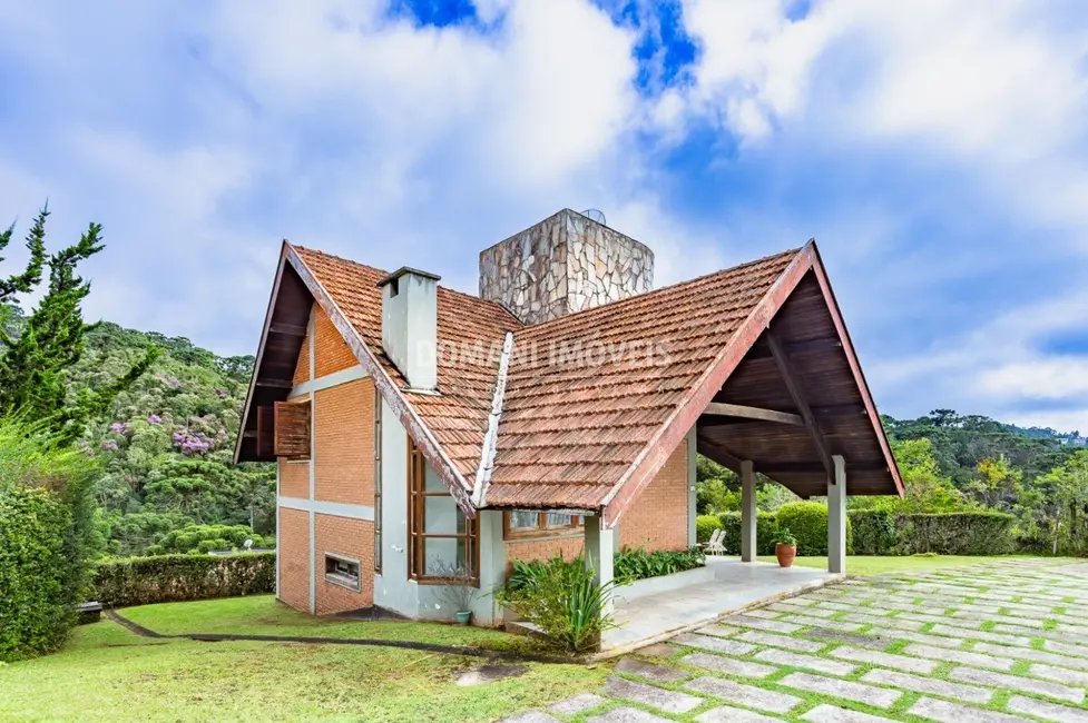 Foto 2 de Casa de Condomínio com 3 quartos à venda, 177m2 em Campos Do Jordao - SP