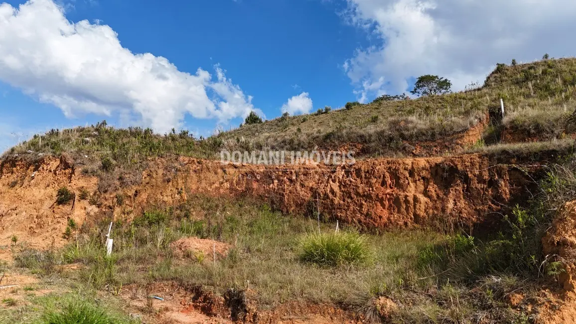 Foto 1 de Terreno / Lote à venda, 1268m2 em Campos Do Jordao - SP
