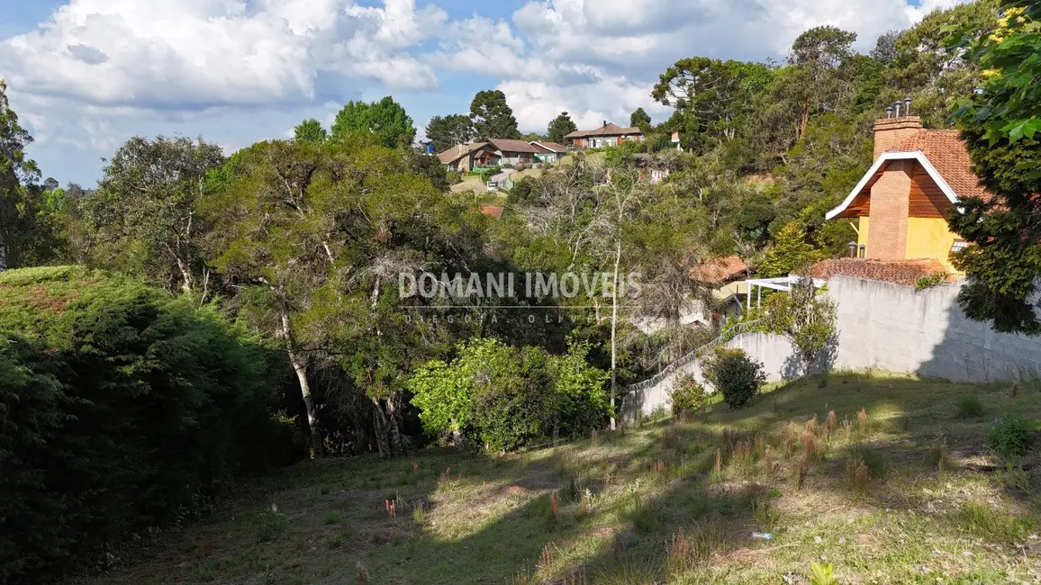 Foto 1 de Terreno / Lote à venda, 1395m2 em Campos Do Jordao - SP
