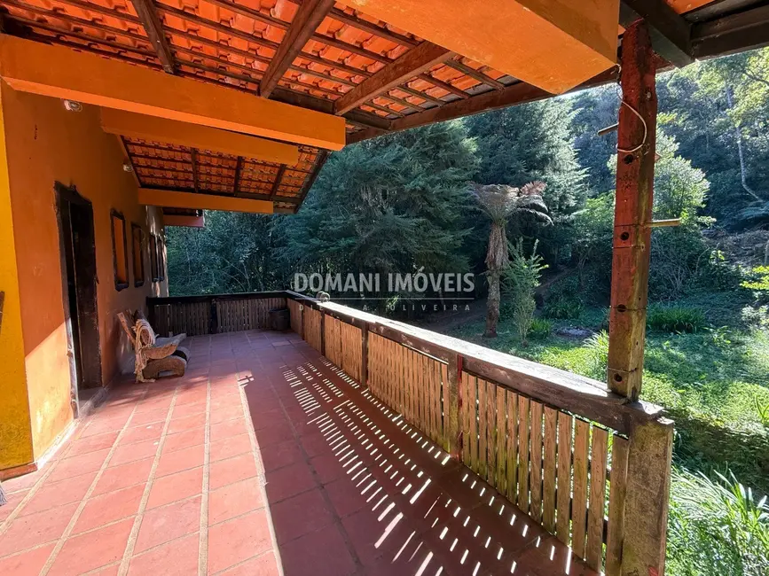 Foto 5 de Casa com 4 quartos à venda, 218m2 em Campos Do Jordao - SP