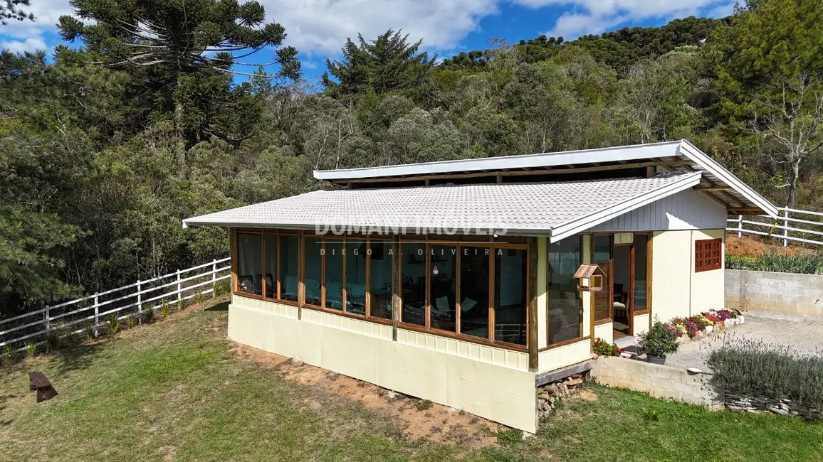 Foto 7 de Casa com 2 quartos à venda, 115m2 em Campos Do Jordao - SP
