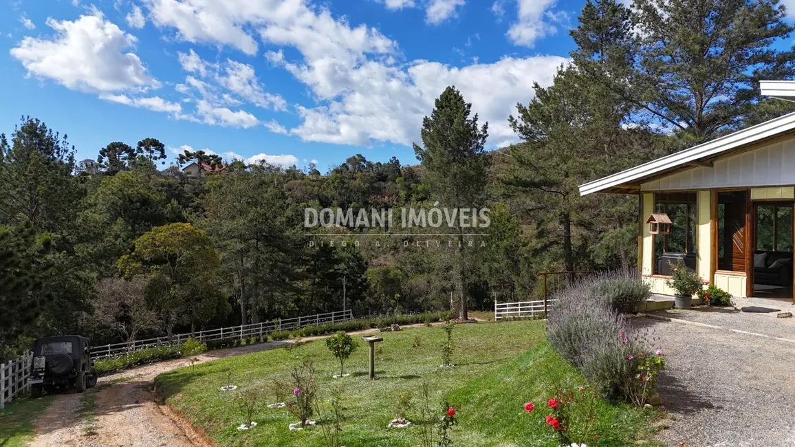 Foto 4 de Casa com 2 quartos à venda, 115m2 em Campos Do Jordao - SP