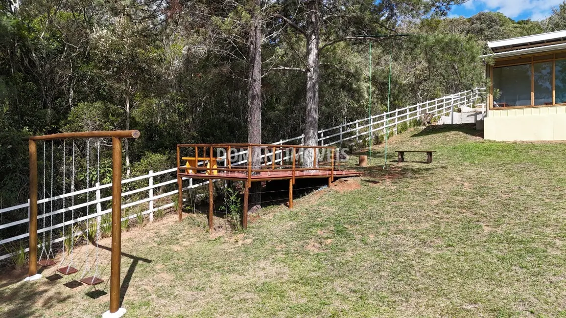 Foto 5 de Casa com 2 quartos à venda, 115m2 em Campos Do Jordao - SP