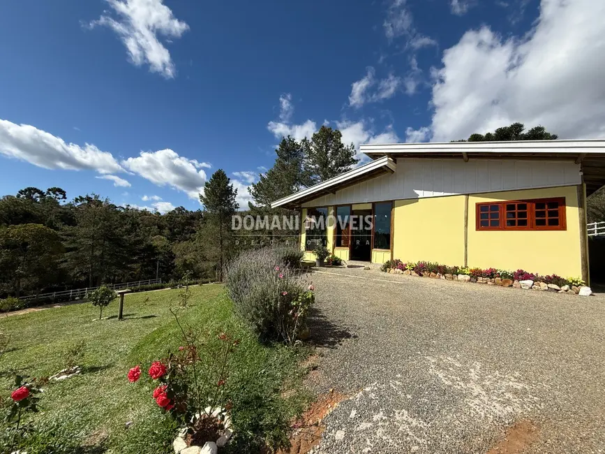 Foto 3 de Casa com 2 quartos à venda, 115m2 em Campos Do Jordao - SP