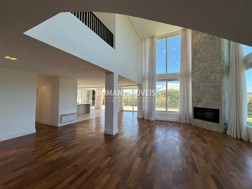 Casa de Condomínio com 5 quartos à venda, 422m2 em Campos Do Jordao - SP - imagem 9 Foto 9 de Casa de Condomínio com 5 quartos à venda, 422m2 em Campos Do Jordao - SP