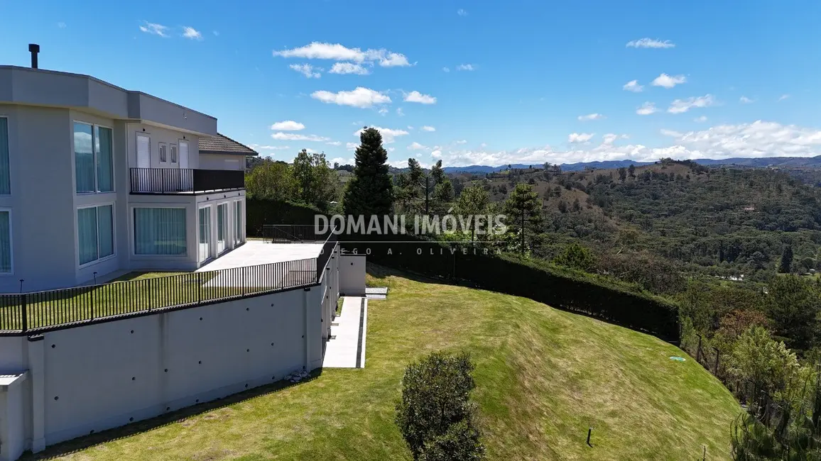 Casa de Condomínio com 5 quartos à venda, 422m2 em Campos Do Jordao - SP - imagem 4 Foto 4 de Casa de Condomínio com 5 quartos à venda, 422m2 em Campos Do Jordao - SP
