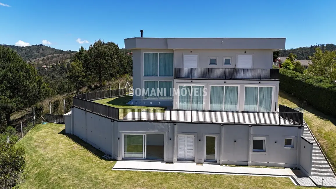 Casa de Condomínio com 5 quartos à venda, 422m2 em Campos Do Jordao - SP - imagem 2 Foto 2 de Casa de Condomínio com 5 quartos à venda, 422m2 em Campos Do Jordao - SP