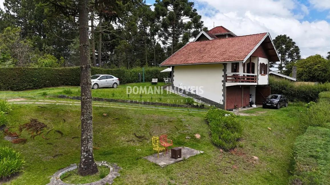 Foto 6 de Casa com 2 quartos à venda, 117m2 em Campos Do Jordao - SP