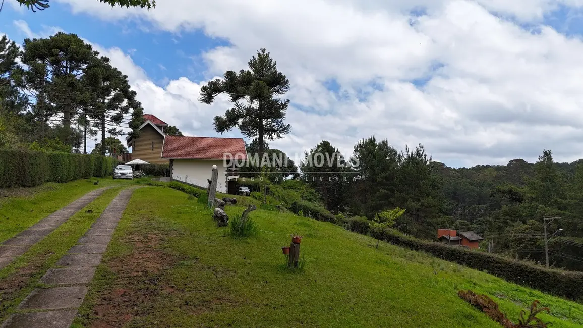 Foto 4 de Casa com 2 quartos à venda, 117m2 em Campos Do Jordao - SP