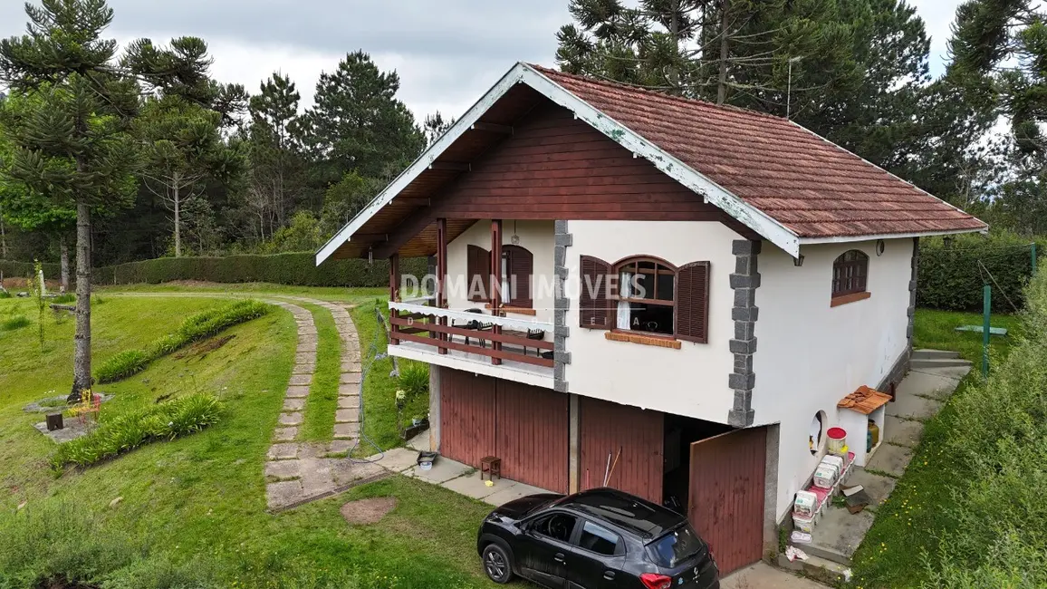 Foto 2 de Casa com 2 quartos à venda, 117m2 em Campos Do Jordao - SP