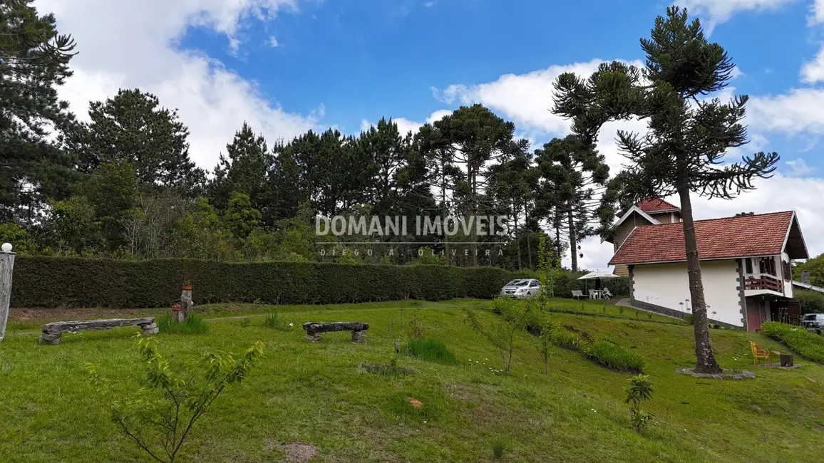 Foto 3 de Casa com 2 quartos à venda, 117m2 em Campos Do Jordao - SP