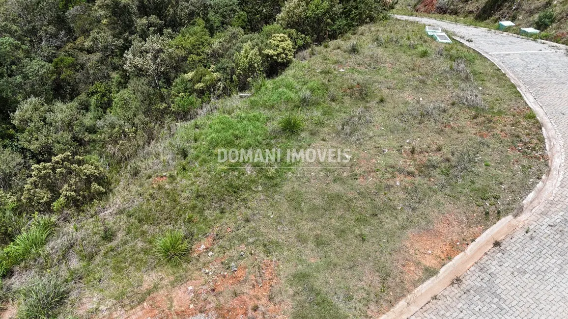Foto 3 de Terreno / Lote à venda, 1270m2 em Campos Do Jordao - SP