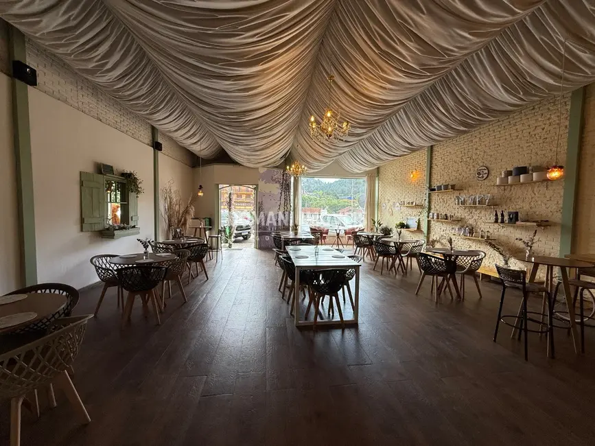 Foto 8 de Sala Comercial à venda e para alugar, 149m2 em Campos Do Jordao - SP