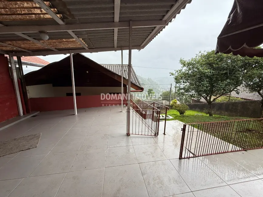 Foto 7 de Casa com 3 quartos à venda, 174m2 em Campos Do Jordao - SP