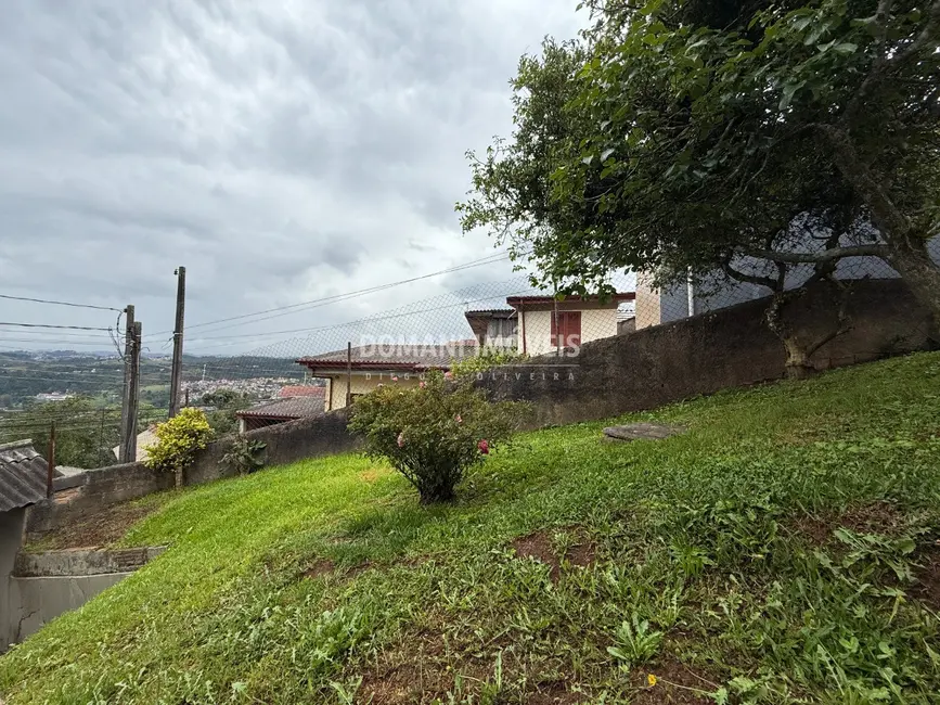 Foto 4 de Casa com 3 quartos à venda, 174m2 em Campos Do Jordao - SP