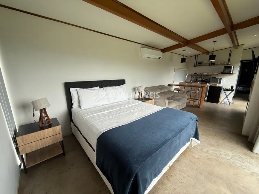 Foto 9 de Casa com 3 quartos à venda, 142m2 em Campos Do Jordao - SP