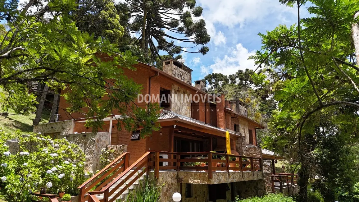 Foto 1 de Casa de Condomínio com 3 quartos à venda, 209m2 em Campos Do Jordao - SP