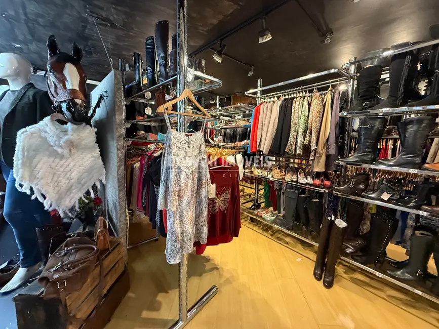 Foto 4 de Sala Comercial à venda e para alugar, 31m2 em Campos Do Jordao - SP