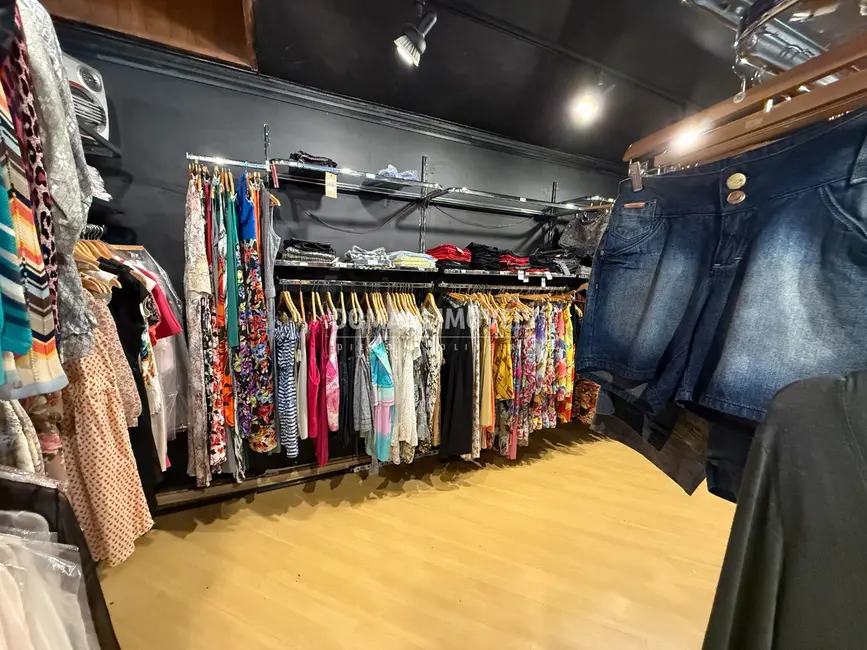 Foto 8 de Sala Comercial à venda e para alugar, 31m2 em Campos Do Jordao - SP