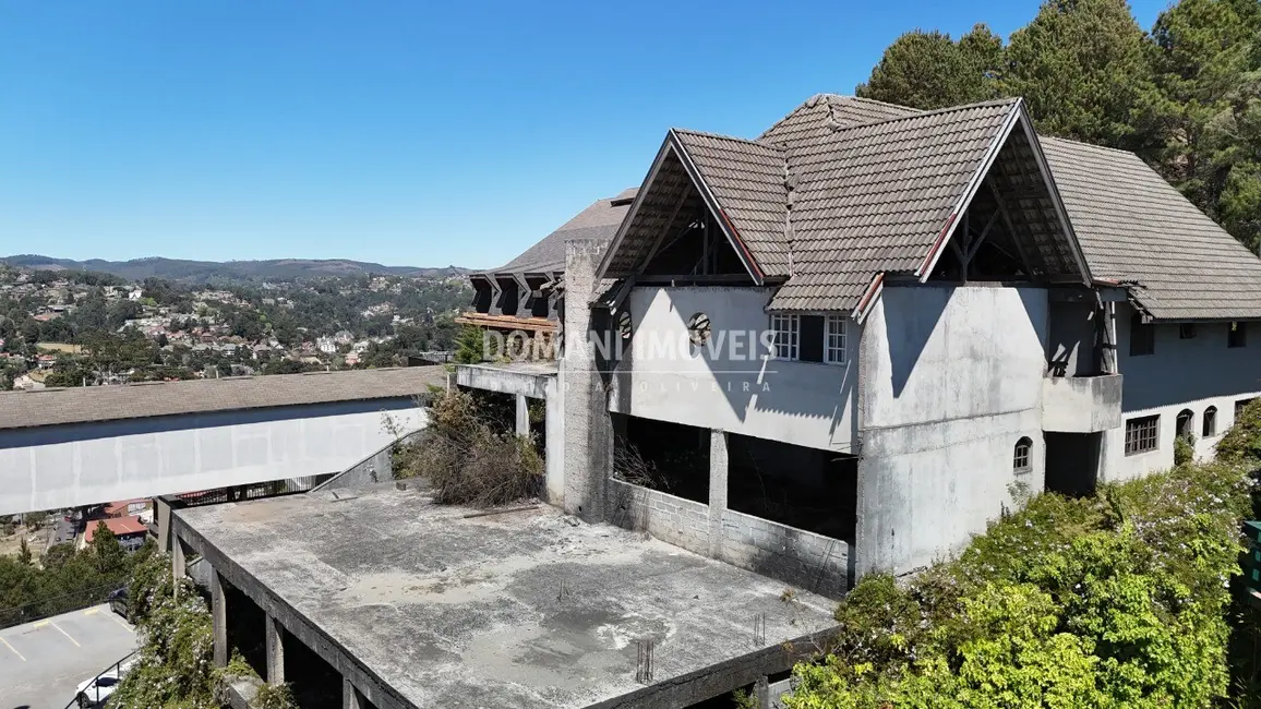 Foto 1 de Casa com 6 quartos à venda, 500m2 em Campos Do Jordao - SP