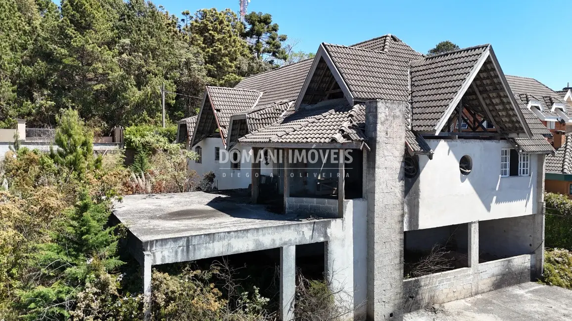 Foto 7 de Casa com 6 quartos à venda, 500m2 em Campos Do Jordao - SP