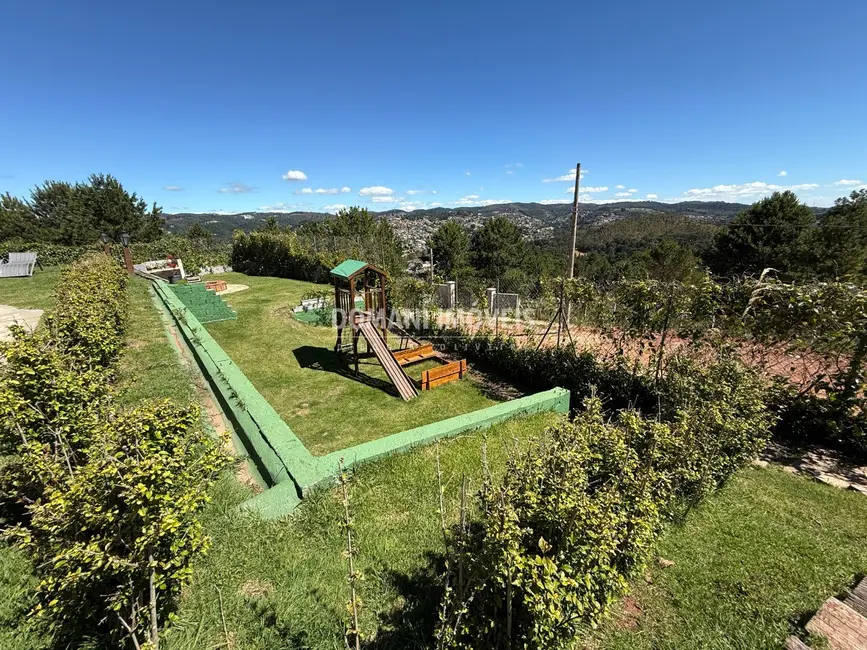 Foto 7 de Casa com 4 quartos à venda, 390m2 em Campos Do Jordao - SP