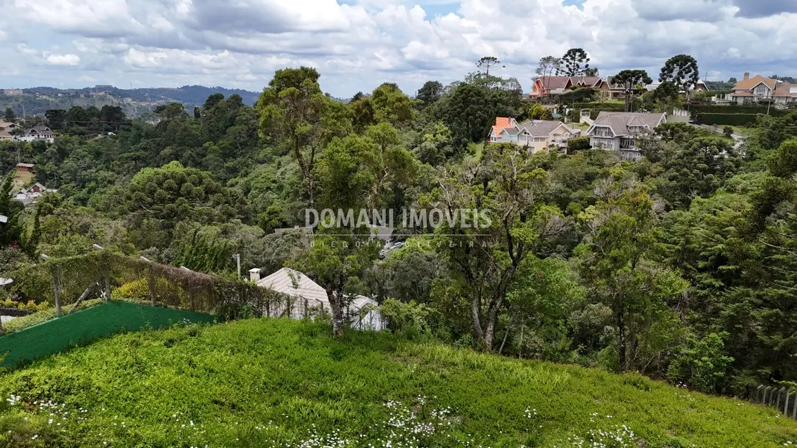 Foto 1 de Terreno / Lote à venda, 1180m2 em Campos Do Jordao - SP