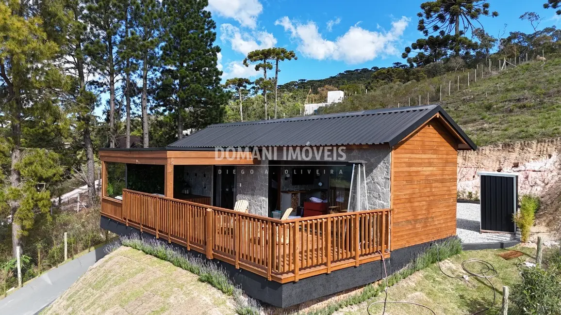 Foto 1 de Casa com 1 quarto à venda, 64m2 em Campos Do Jordao - SP