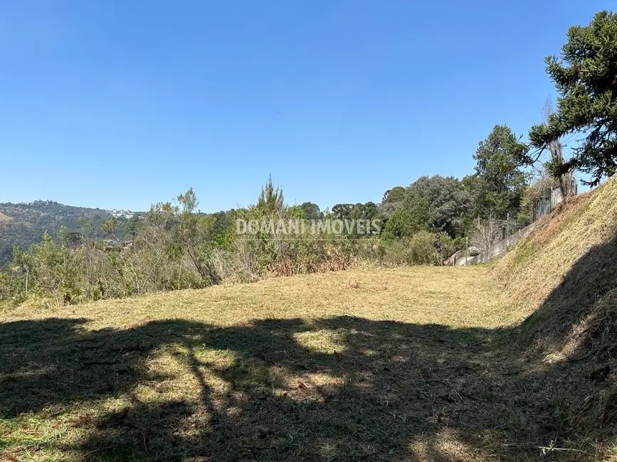Foto 1 de Terreno / Lote à venda, 2610m2 em Campos Do Jordao - SP