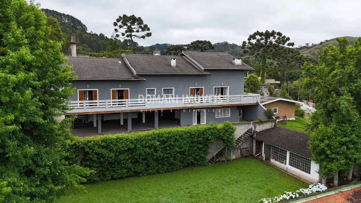 Foto 1 de Casa com 4 quartos à venda e para alugar, 752m2 em Campos Do Jordao - SP