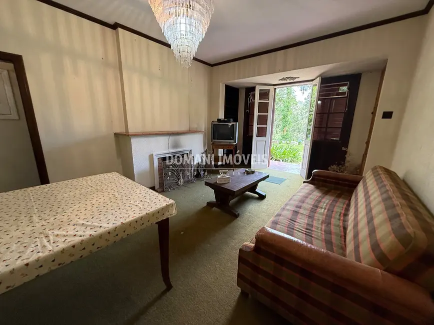 Foto 8 de Apartamento com 3 quartos à venda, 97m2 em Campos Do Jordao - SP