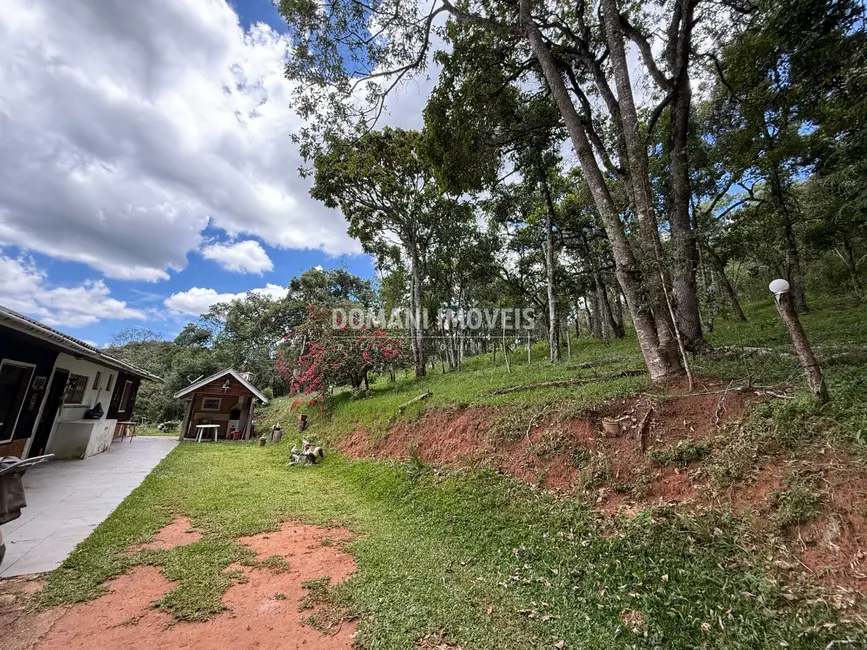 Foto 3 de Casa com 3 quartos à venda, 275m2 em Campos Do Jordao - SP