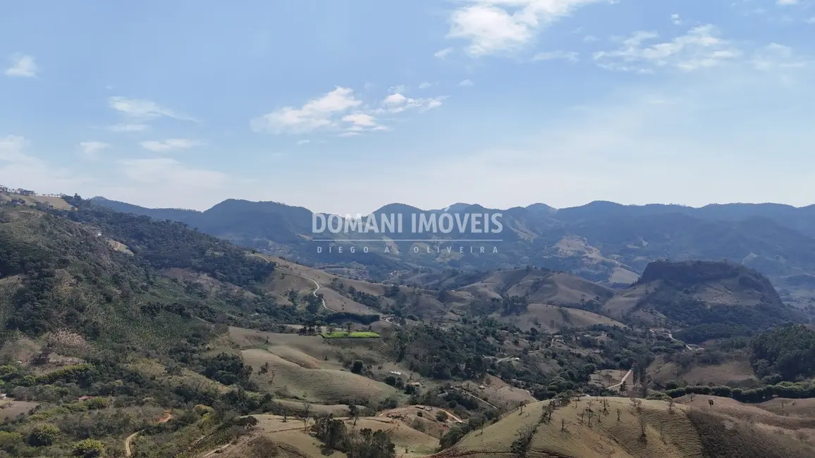 Foto 2 de Terreno / Lote à venda em Campos Do Jordao - SP