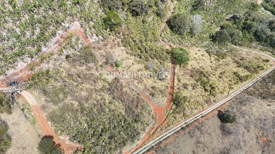 Foto 3 de Terreno / Lote à venda em Campos Do Jordao - SP