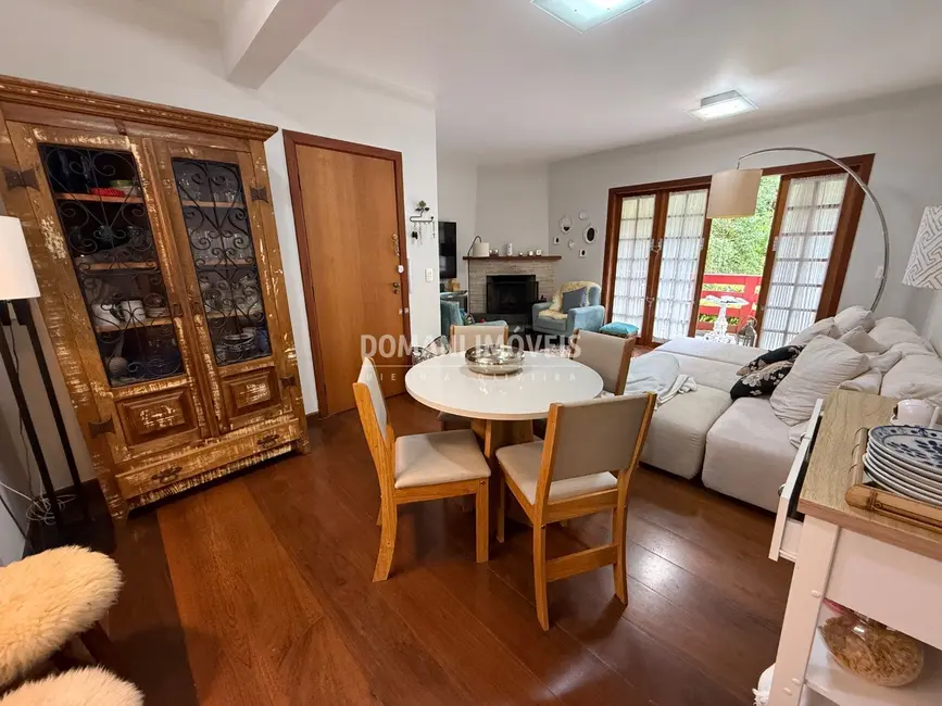 Foto 7 de Apartamento com 3 quartos à venda, 104m2 em Campos Do Jordao - SP
