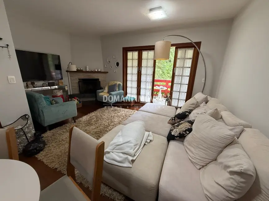 Foto 2 de Apartamento com 3 quartos à venda, 104m2 em Campos Do Jordao - SP