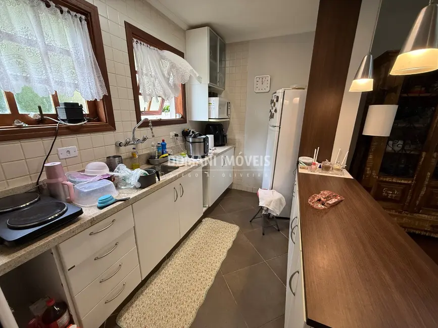 Foto 8 de Apartamento com 3 quartos à venda, 104m2 em Campos Do Jordao - SP
