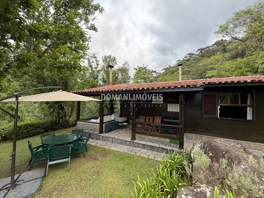 Foto 3 de Sítio / Rancho com 3 quartos à venda, 260m2 em Campos Do Jordao - SP