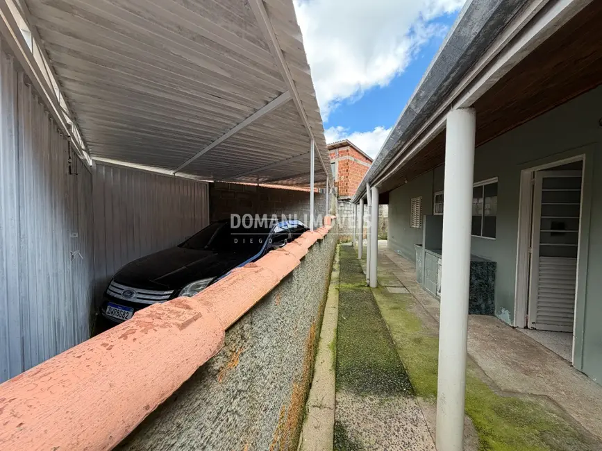Foto 5 de Casa com 3 quartos à venda, 122m2 em Campos Do Jordao - SP