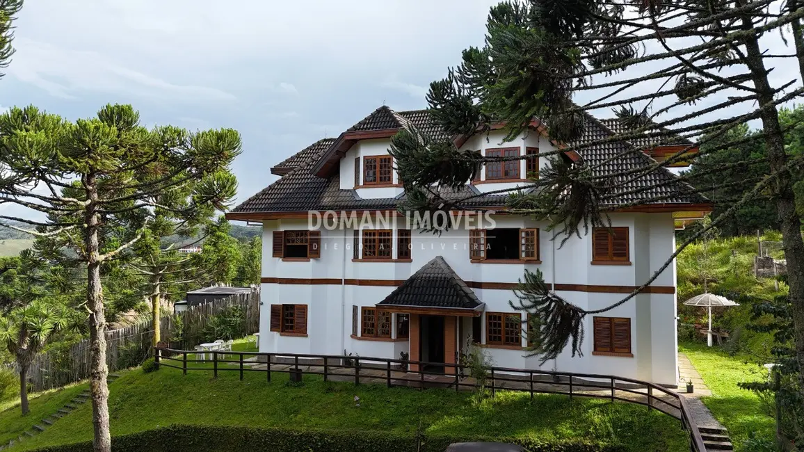 Foto 1 de Casa com 10 quartos à venda, 360m2 em Campos Do Jordao - SP